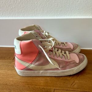 Nike blazer mid